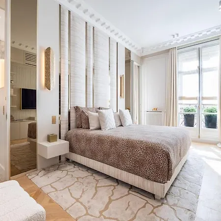 Private Parisian Palace 250m2 Passy Ac